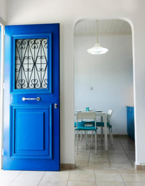 Spacious Villa with private garden and BBQ